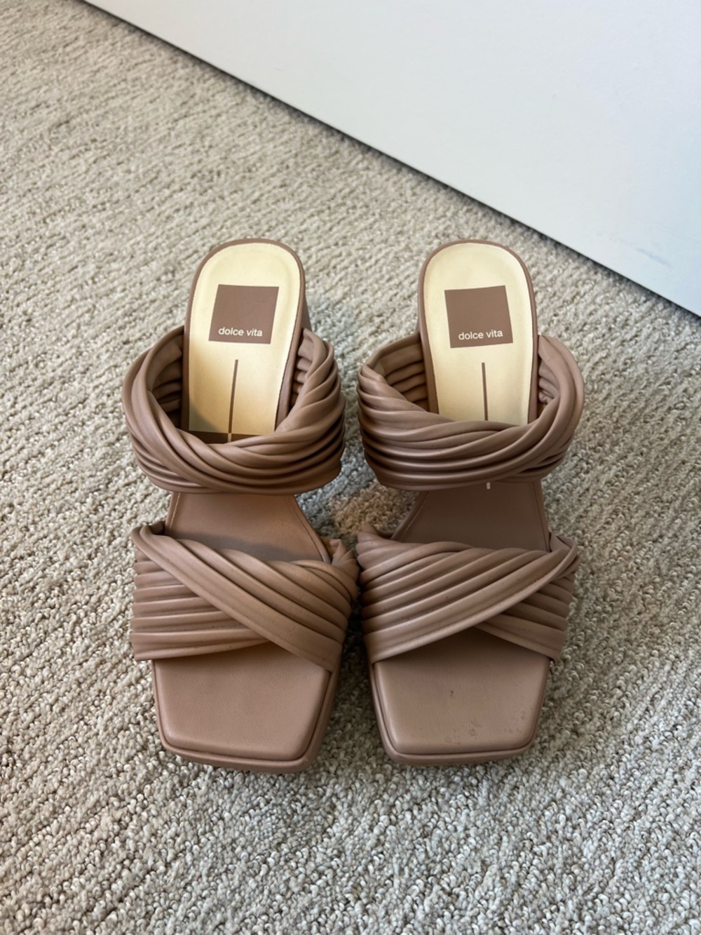 Dolce Vita Nude Block Heels - Picture 3 of 3